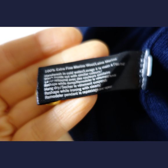 Filippa K Navy Blue 100% Merino Wool Sweater - Size 6 - Picture 13 of 14